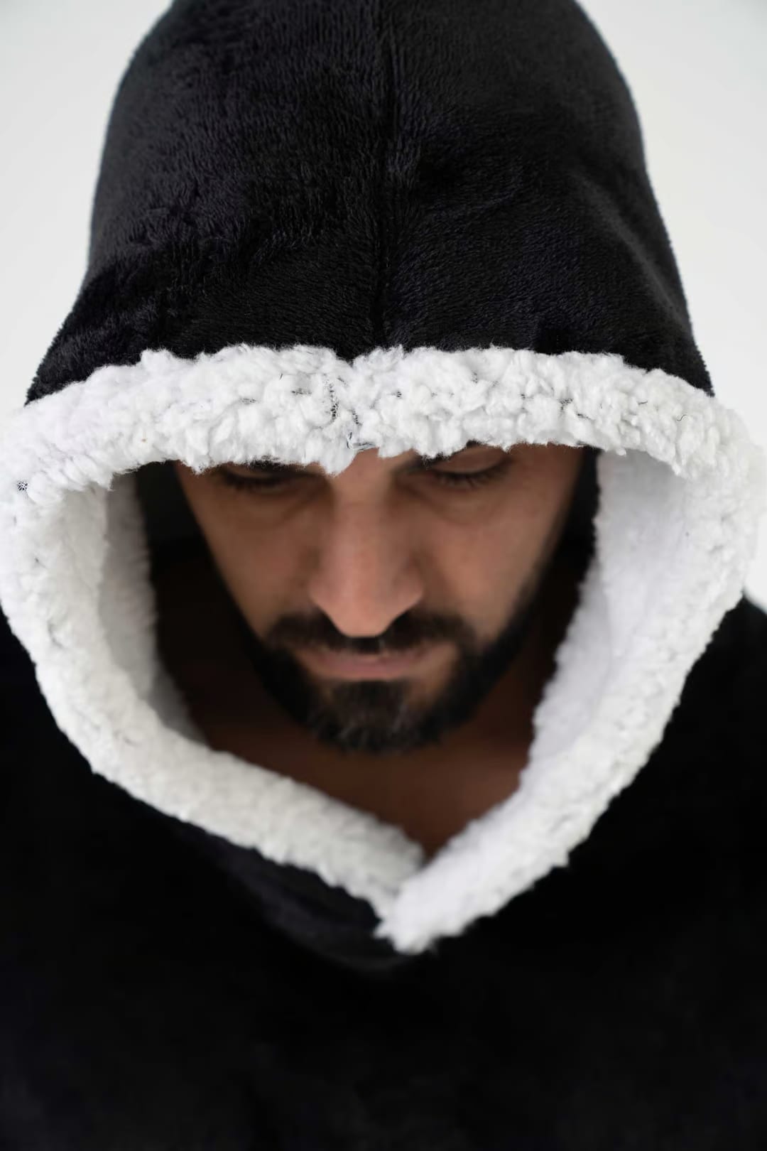 סהרה הודיז בוגרים - שחור