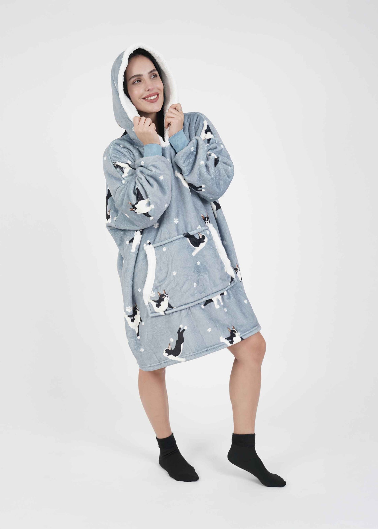 סהרה הודיז בוגרים - כלבים