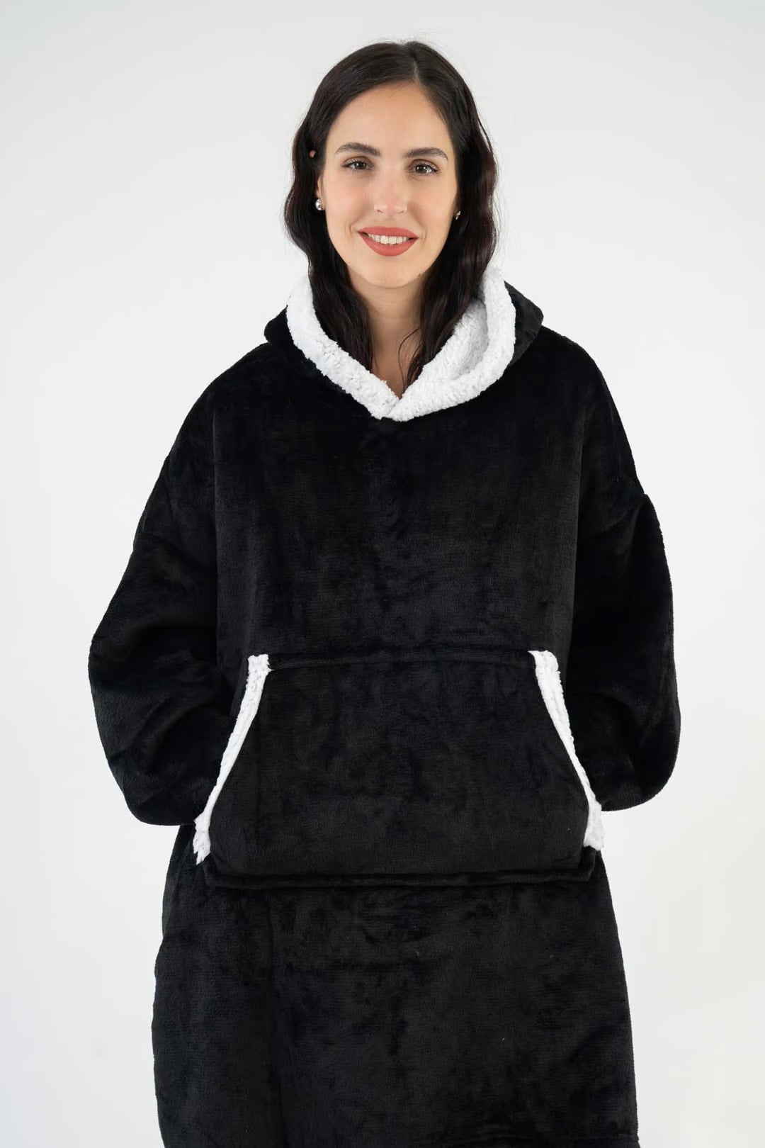 סהרה הודיז בוגרים - שחור